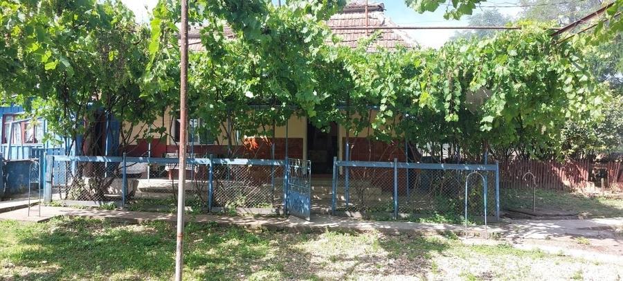 Casă cu 3 camere în Valea