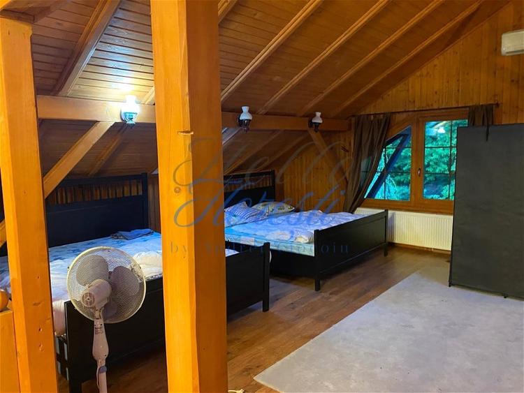 Casă individuală cu 5 camere cu Canalizare în Făget