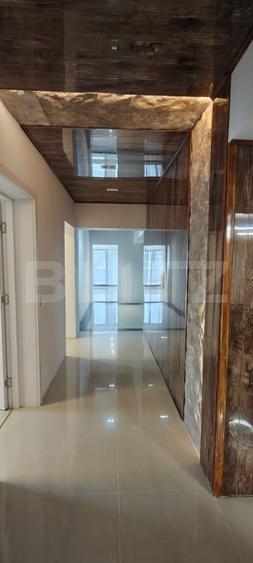 Apartament cu 5 camere decomandat, mobilat în Centura