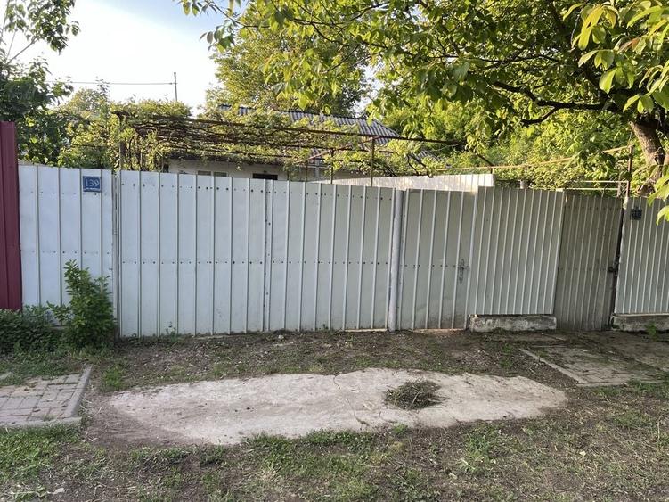 Casă cu 2 camere în Traian