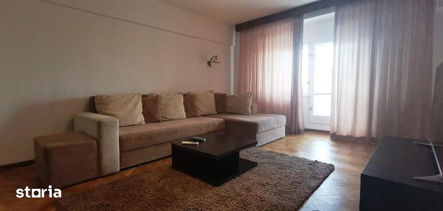 Apartament cu 2 camere în Centrul Civic