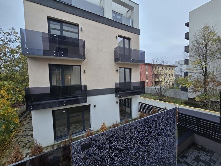 Apartament cu 2 camere în Străulești