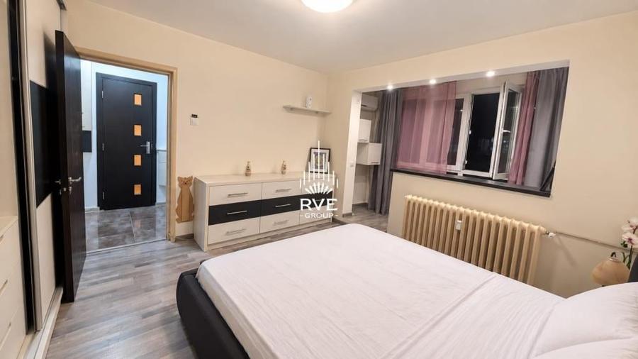 Apartament cu 3 camere în Drumul Taberei