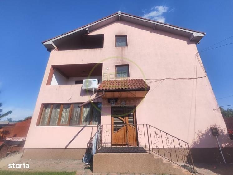 Casă cu 4 camere în Făcăi