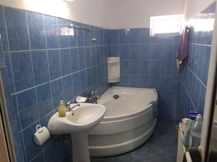 Apartament 2 camere decomandat 45mp Bailesti - 5