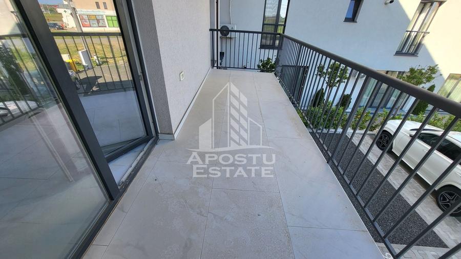 Apartament cu 3 camere decomandat în Dumbrăvița