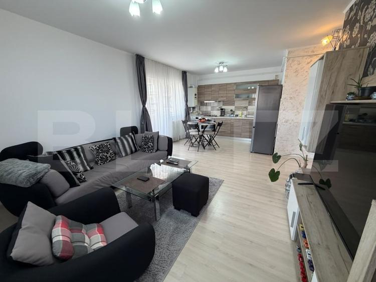 Apartament cu 2 camere semidecomandat, mobilat în Florești