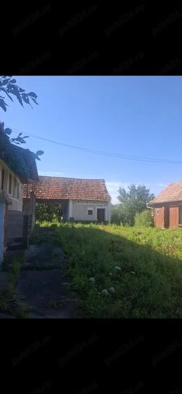 Casă cu Teren 1704 Mp în Ghirbom