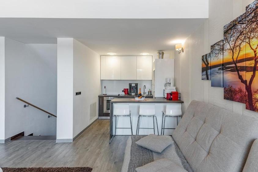 Apartament cu 3 camere decomandat în Poiana Brașov