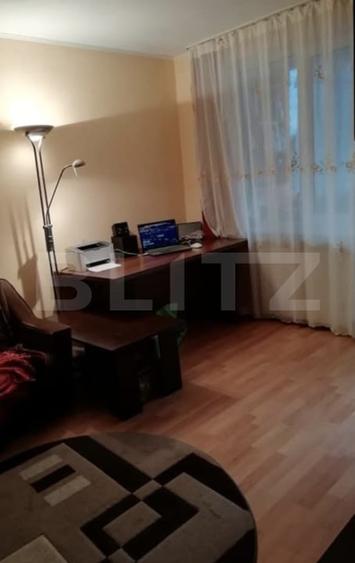 Apartament cu 3 camere, semidecomandat, 84 mp, zona Semicentrală - 2