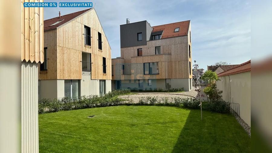 Apartament cu 2 camere decomandat în Brașovul Vechi