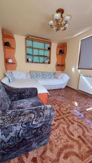 Casă individuală cu 5 camere cu Canalizare în Gheorghe Doja