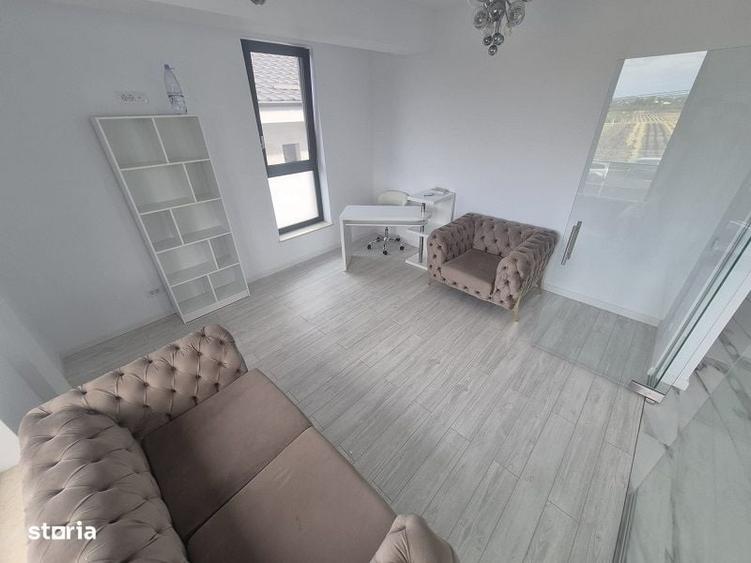 Spațiu comercial, de 260 mp, în Cug