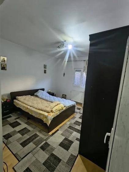 Casă cu 2 camere în Central