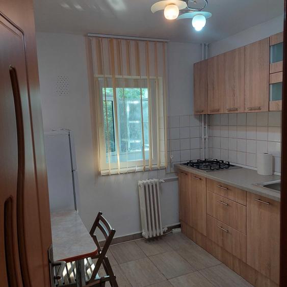 Garsonieră decomandată în Nicolina
