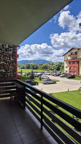 Apartament cu 2 camere semidecomandat în Sânpetru