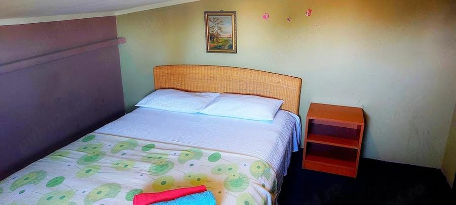 Casă cu Teren 200 Mp în Central