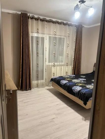 Apartament cu 2 camere decomandat în Plopilor