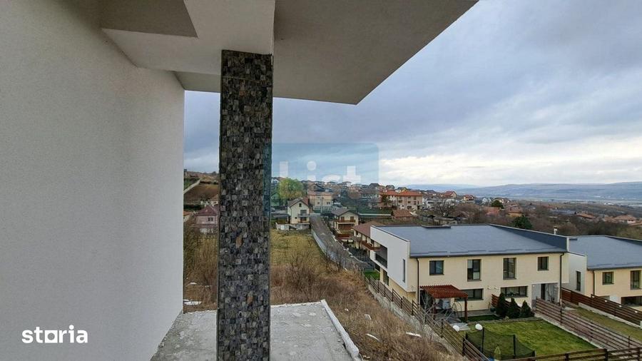 Vila superba, 5 cam, D+P+E, garaj, panorama frumoasa! - 10