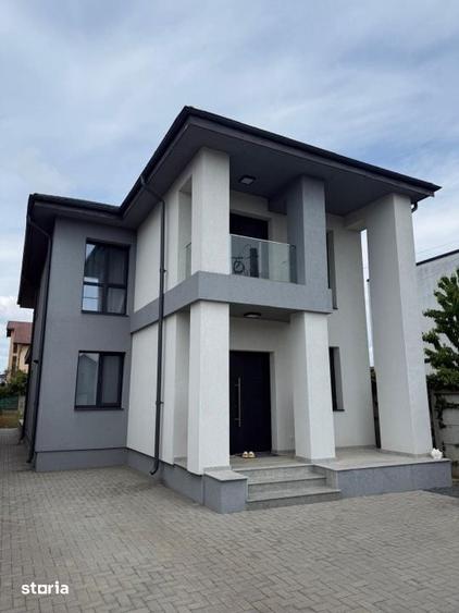 Casă cu 4 camere cu Teren 500 Mp în Blejoi