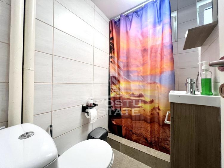 Apartament cu 2 camere semidecomandat, mobilat în Complex Studențesc