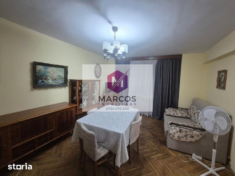 Apartament cu 3 camere decomandat în Central
