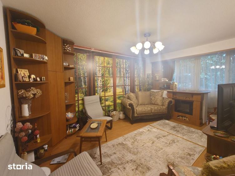 Apartament cu 2 camere decomandat în Drumul Taberei