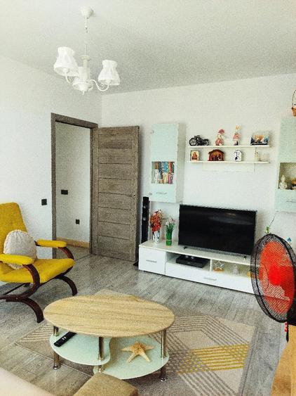 Apartament cu 2 camere decomandat în Florești