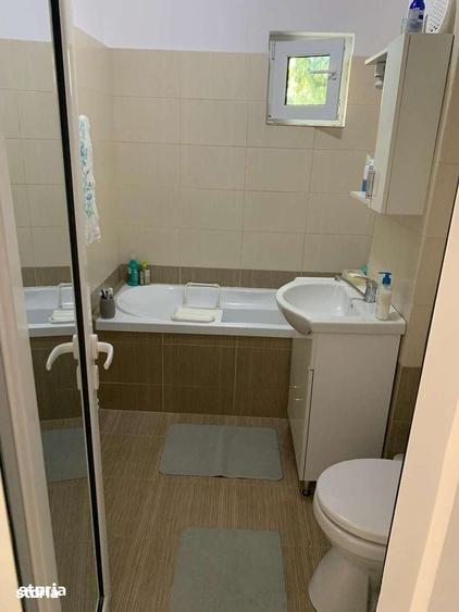 Apartament cu 4 camere în Brăilița