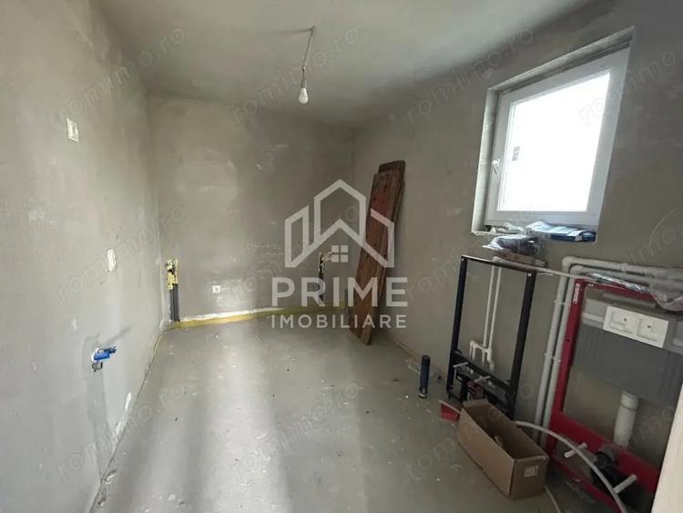 Casă cu 2 camere cu Teren 820 Mp în Totoi