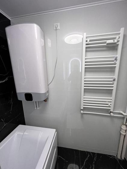 Apartament cu 2 camere semidecomandat în Basarab