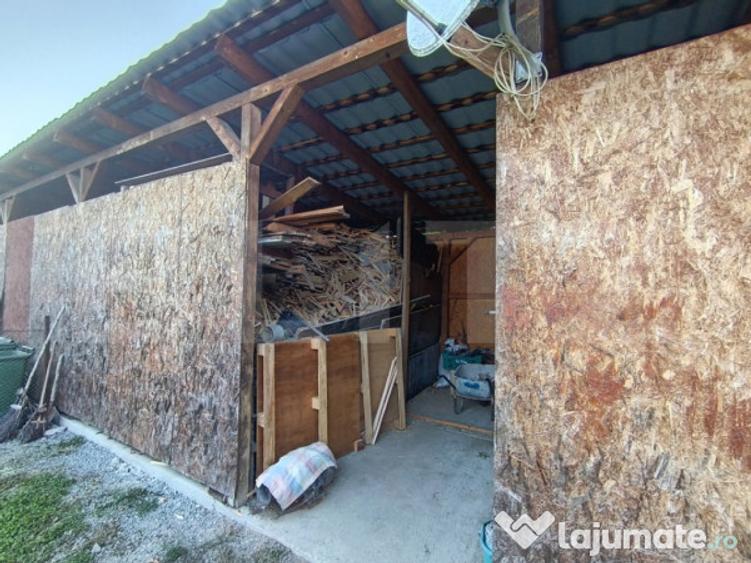 Casă cu 3 camere cu Teren 800 Mp în Var