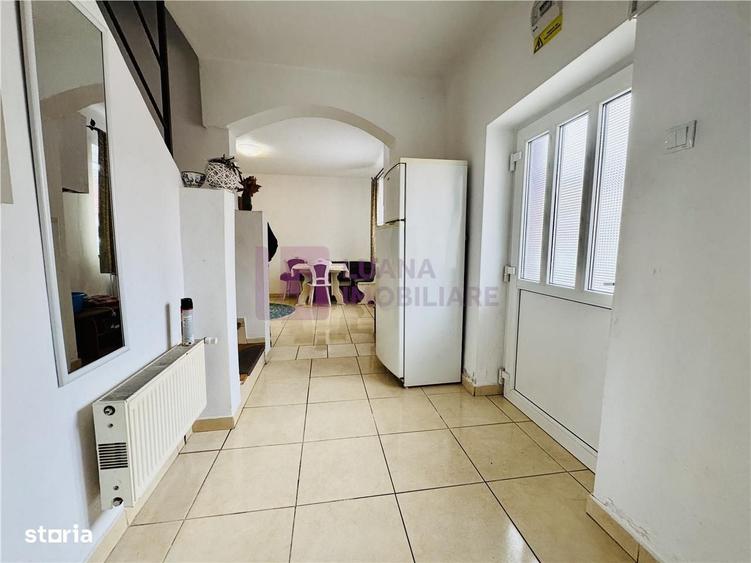 Apartament cu 4 camere în Turnișor