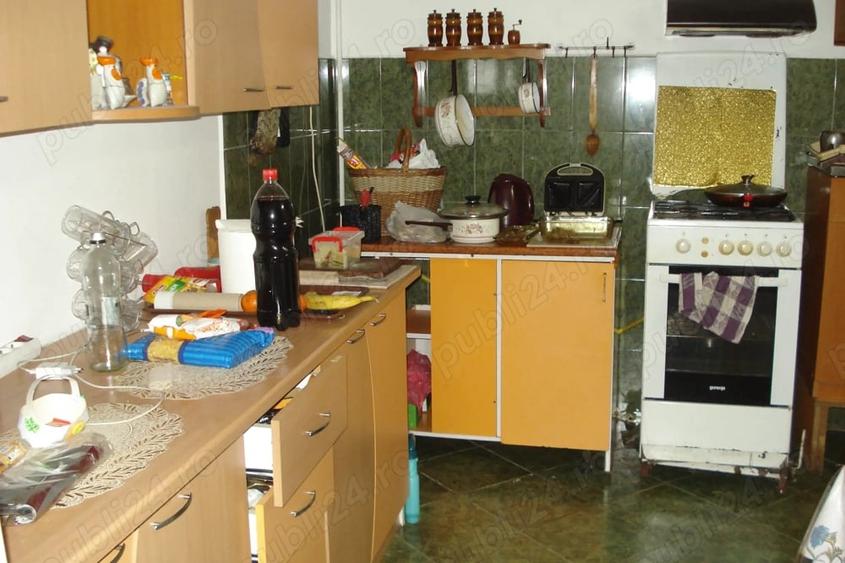 Apartament cu 3 camere decomandat în Sinaia