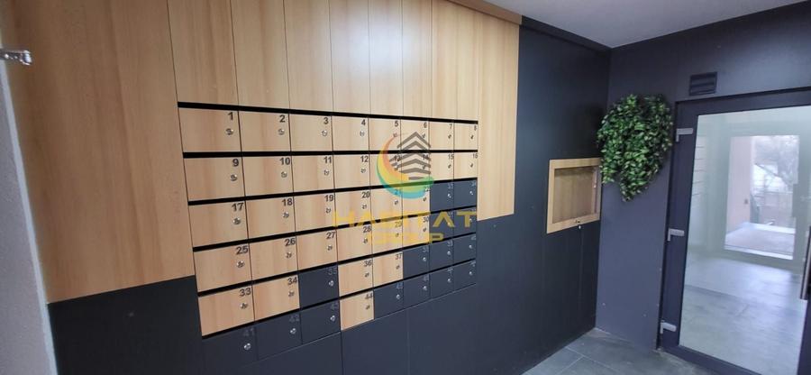 Apartament cu 3 camere semidecomandat în Brâncoveanu