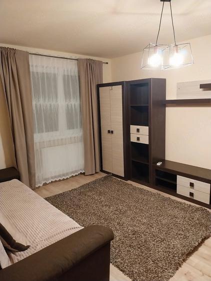 Apartament cu 2 camere decomandat în Independenței