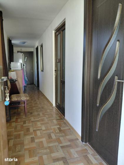 Casă cu 3 camere cu Teren 3177 Mp în Vadu Pașii