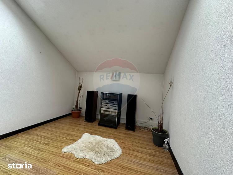 Casă cu 4 camere cu Teren 150 Mp în Central