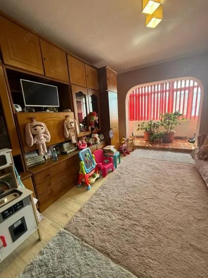 Apartament cu 4 camere în Central