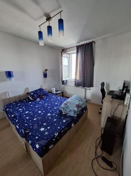 Apartament cu 2 camere semidecomandat, mobilat în Grivița