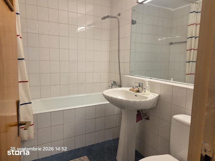 Apartament cu 4 camere în Șerban Vodă