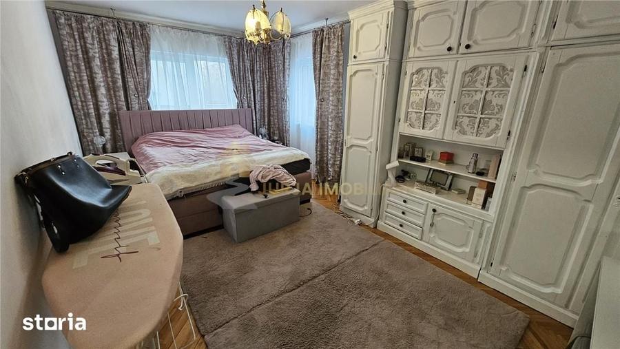 Apartament cu 4 camere decomandat în Mănăștur