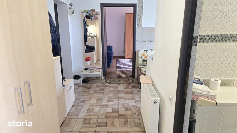 Apartament cu 2 camere decomandat în Piața Centrală