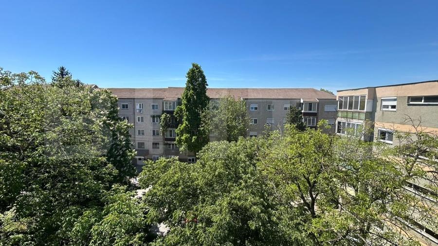 Apartament cu 2 camere decomandat, mobilat în Nufărul