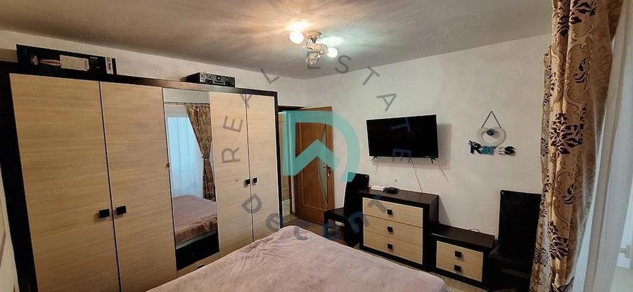 Apartament 3 camere de vanzare, mobilat si utilat - str. Pictor Nicolae Brana, S - 6
