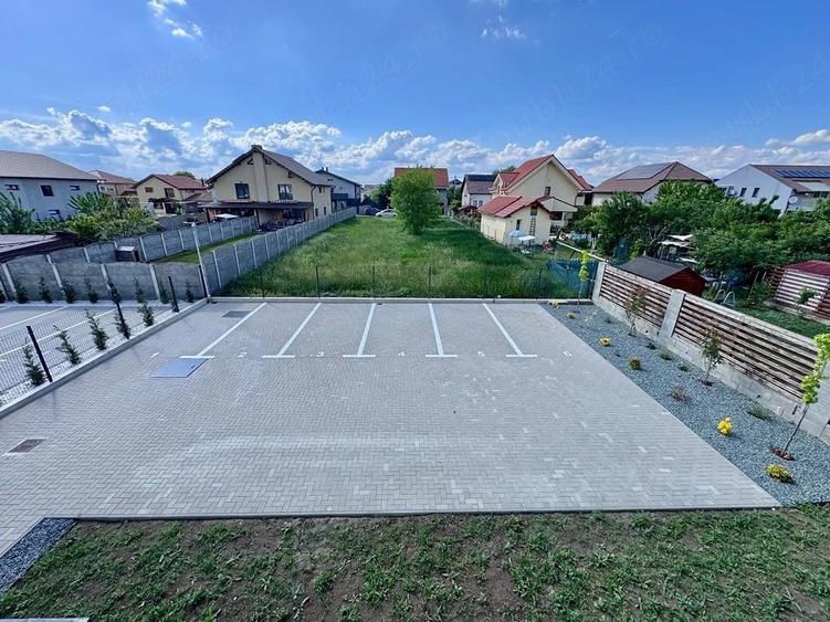 Apartament cu 3 camere decomandat în Dumbrăvița