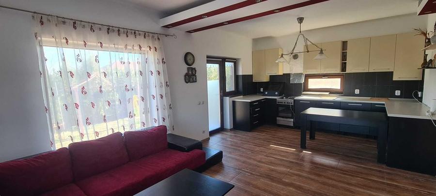 Casă cu 4 camere cu Teren 2500 Mp în Ghercești