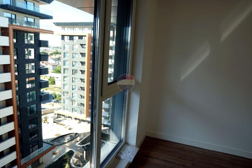 Apartament cu 3 camere decomandat în Theodor Pallady