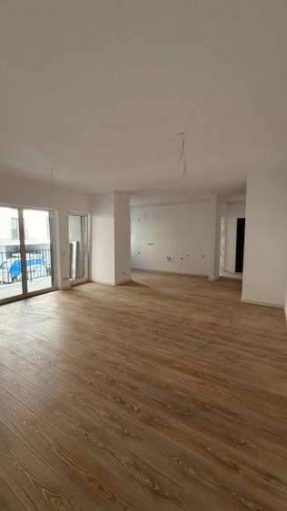 Apartament cu 2 camere decomandat în Turnișor