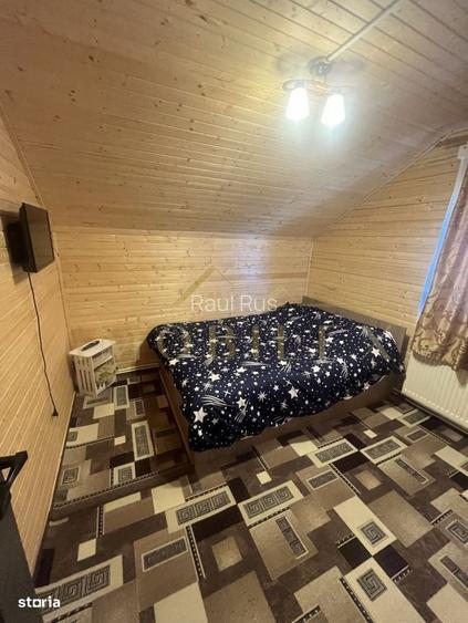 Cabana cu 4 camere si teren de 1500 mp in Marisel